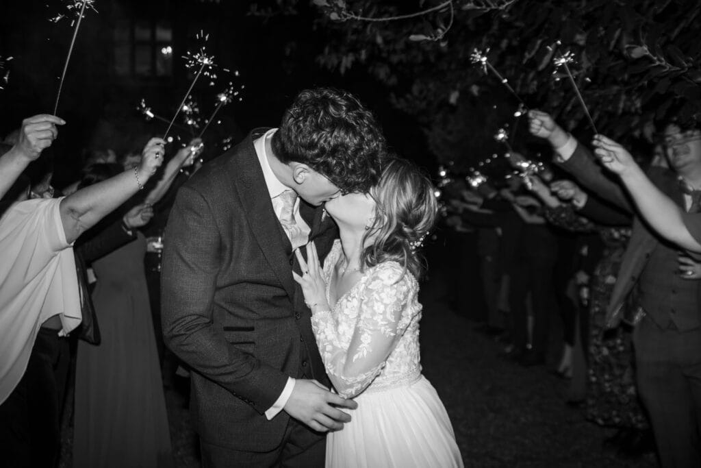 Lauren & Jacob – Holmewood Hall, Cambridgeshire, photo 12