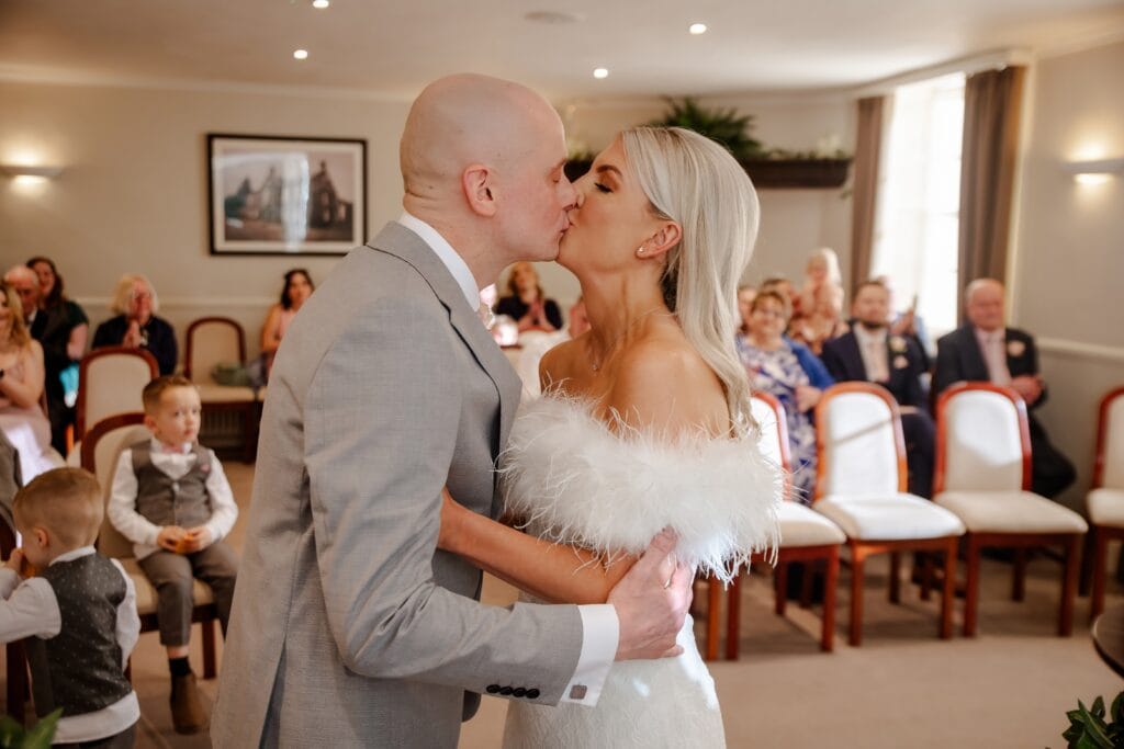 Megan & Josh – Micro Wedding in Rutland, photo 12