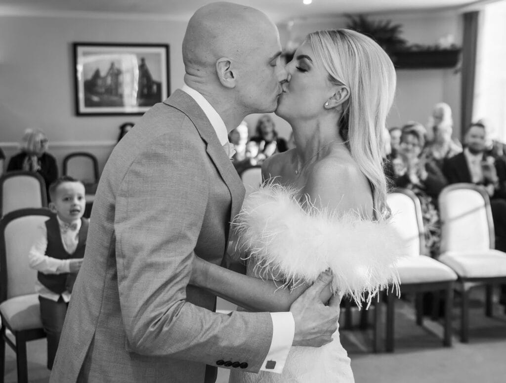 Megan & Josh – Micro Wedding in Rutland, photo 11