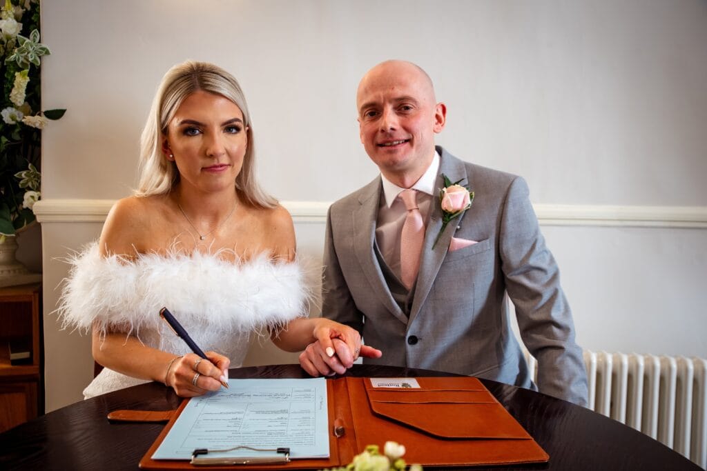 Megan & Josh – Micro Wedding in Rutland, photo 9