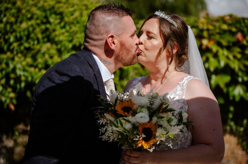 Helen & Colin – The Black Horse, Baston, photo 6