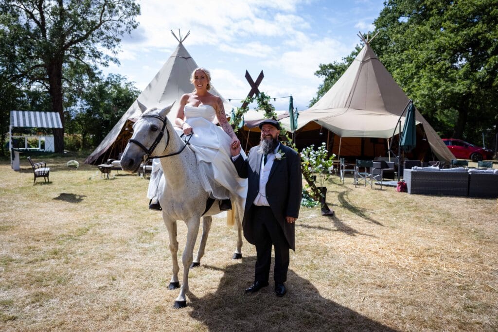 Laura & Jack – Leicester Wedding Photographer, photo 8